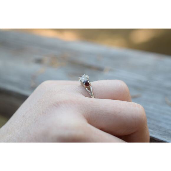 Garnet Ring, rough diamond ring, anniversary ring, raw stone rings, promise ring - Picture 4 of 6
